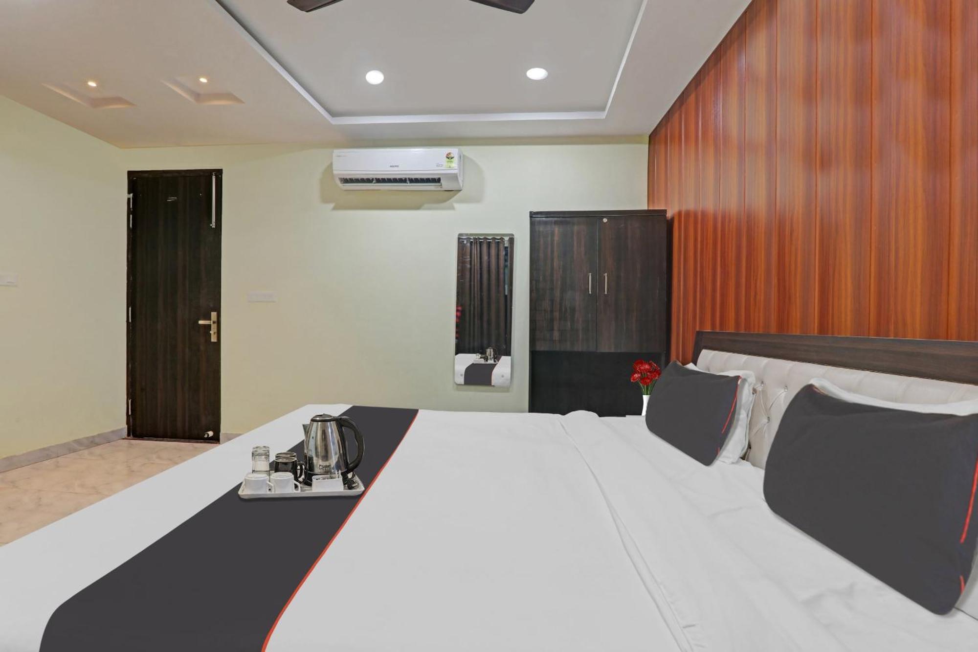 Hotel Collection O Srg Chinhat Exterior foto
